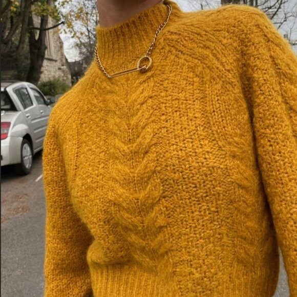 AritziaSundayBestMellyKnitSweaterGoldenYellowSSmall - Picture 4 of 10